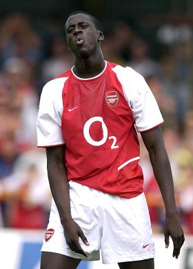 Yaya Touré in Arsenal-shirt